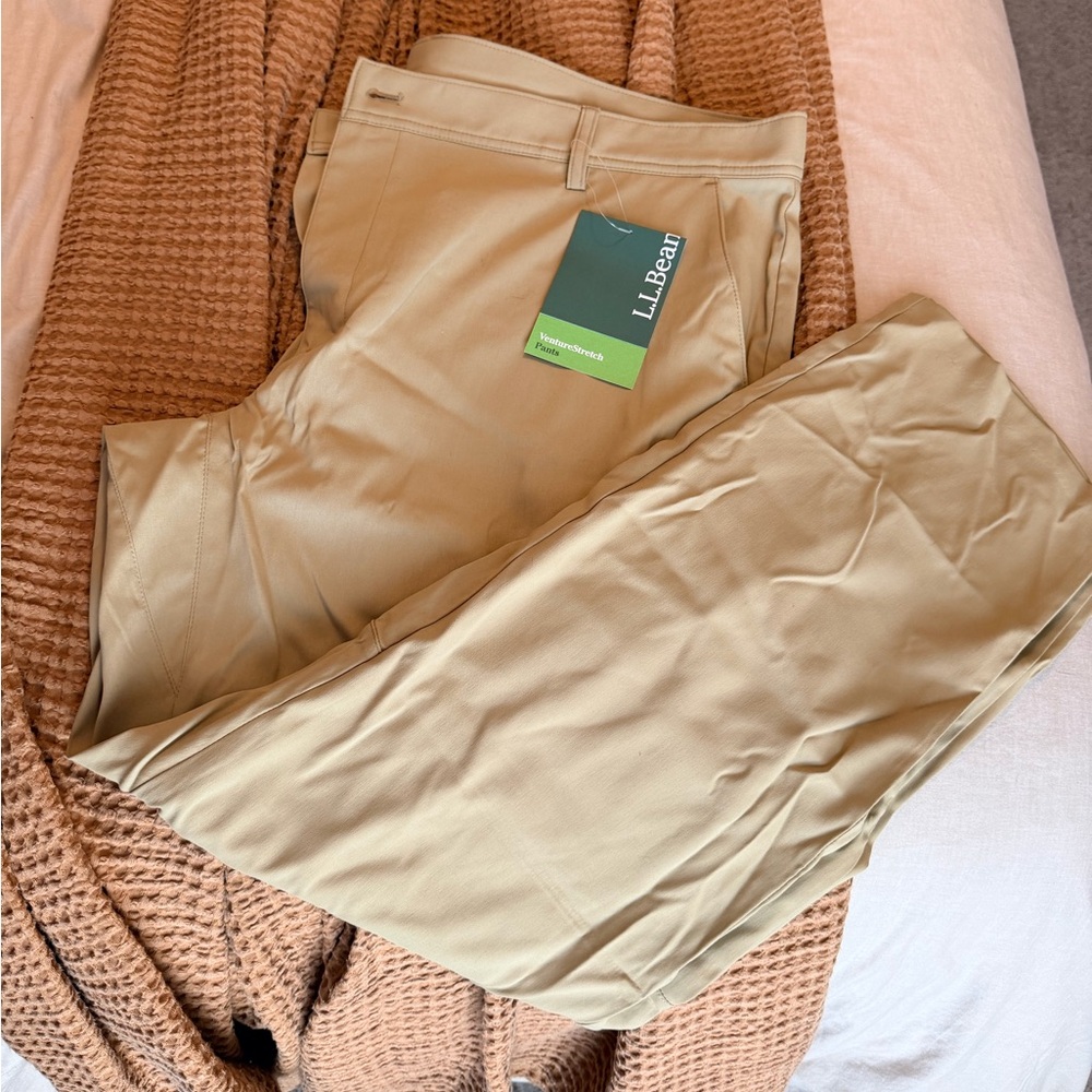Men’s L.L Bean Comfort Stretch Chino